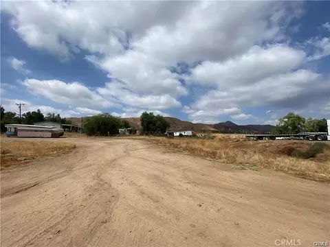 0 Maguglin Way, Perris, CA 92570 photo 3