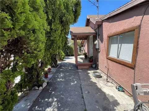 Exterior - 10001 Vine St, Bloomington, CA 92316 photo 2 of 10