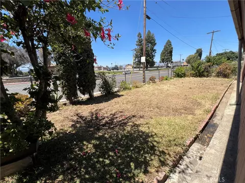 Exterior - 10001 Vine St, Bloomington, CA 92316 photo 8 of 10