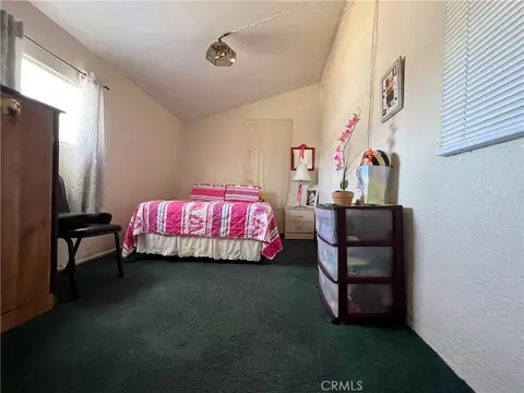 Bedroom - 10001 Vine St, Bloomington, CA 92316 photo 6 of 7