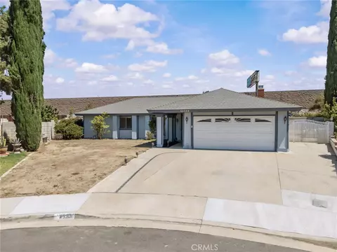 12309 Gardenia Pl, Chino, CA 91710 photo 2