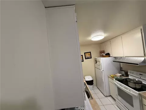 Kitchen - 576 N Bellflower, Long Beach, CA 90814 photo 1 of 3