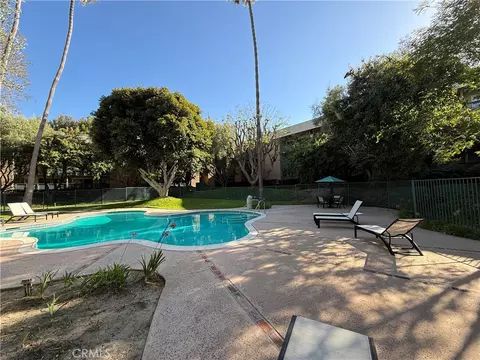 Exterior - 576 N Bellflower, Long Beach, CA 90814 photo 8 of 15