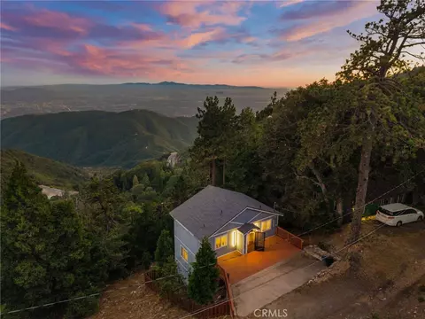 23377 Crestview, Crestline, CA 92325 photo 4