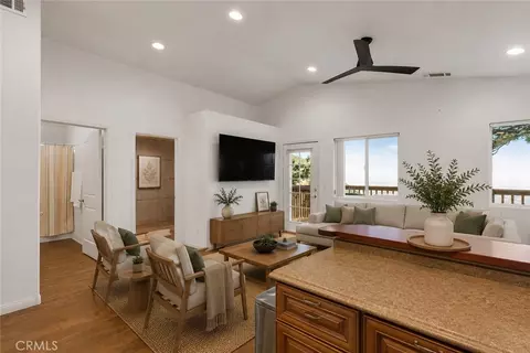 Living - 23377 Crestview, Crestline, CA 92325 photo 4 of 6
