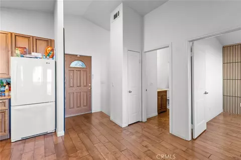 Entry Way - 23377 Crestview, Crestline, CA 92325 photo 1 of 4