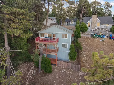 Exterior - 23377 Crestview, Crestline, CA 92325 photo 5 of 13