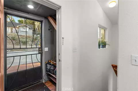 Entry Way - 23377 Crestview, Crestline, CA 92325 photo 2 of 4