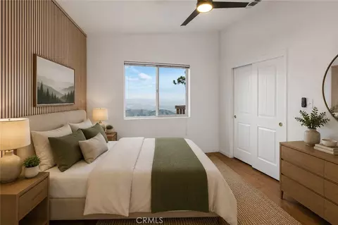 Bedroom - 23377 Crestview, Crestline, CA 92325 photo 3 of 10