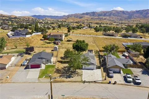 View/Area - 21009 Brentwood, Tehachapi, CA 93561 photo 8 of 8