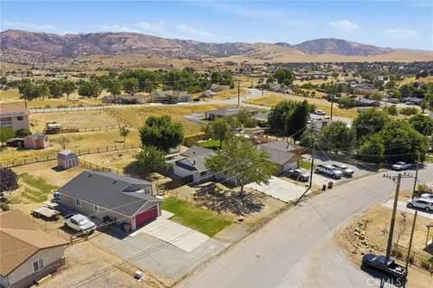 View/Area - 21009 Brentwood, Tehachapi, CA 93561 photo 7 of 8