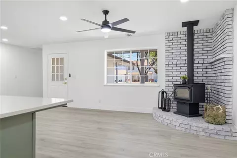 Living - 21009 Brentwood, Tehachapi, CA 93561 photo 5 of 8
