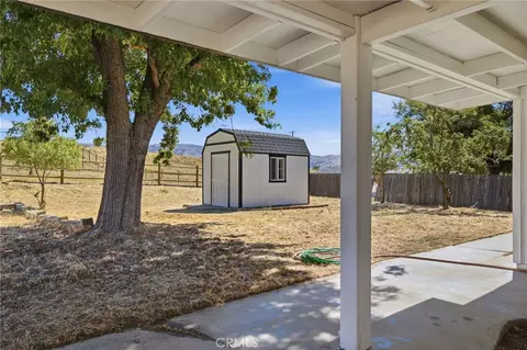 Exterior - 21009 Brentwood, Tehachapi, CA 93561 photo 9 of 12