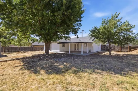 Exterior - 21009 Brentwood, Tehachapi, CA 93561 photo 8 of 12