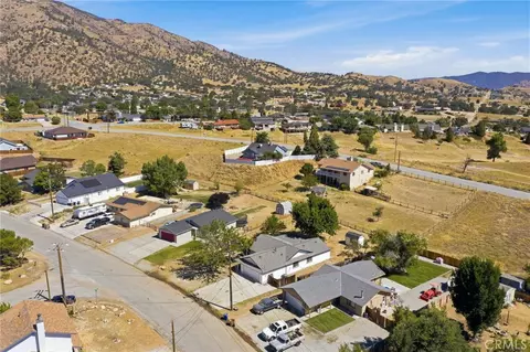 View/Area - 21009 Brentwood, Tehachapi, CA 93561 photo 5 of 8