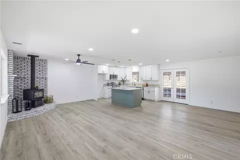 Living - 21009 Brentwood, Tehachapi, CA 93561 photo 1 of 7