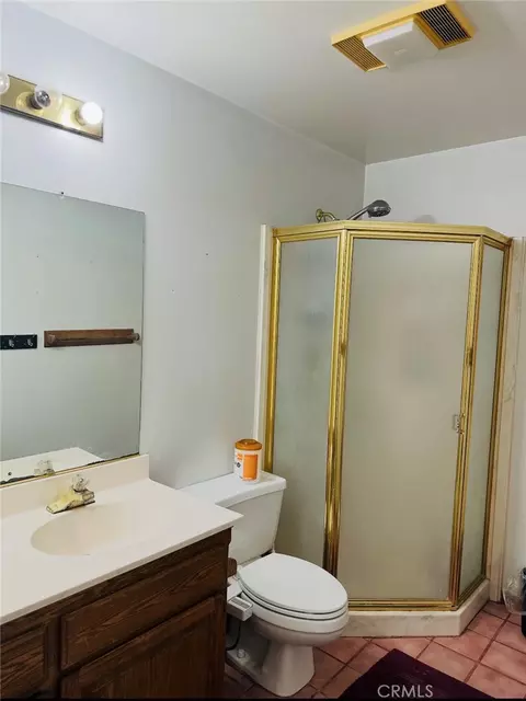 Bath - 3017 Pepper, Highland, CA 92346 photo 1 of 1