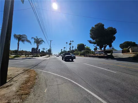 6411 Arlington, Riverside, CA 92504 photo 5