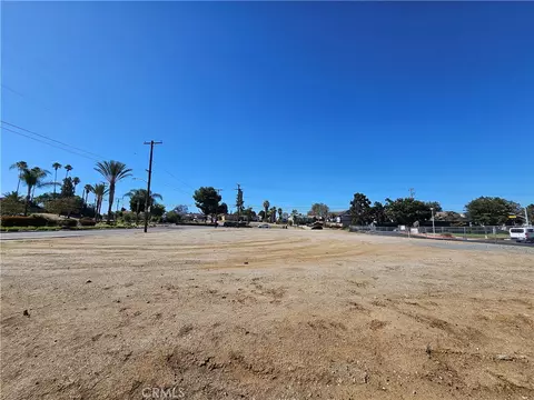 6411 Arlington, Riverside, CA 92504 photo 6