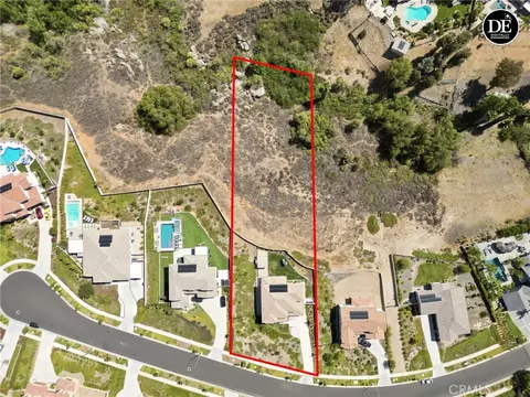 View/Area - 1238 Matterhorn, Riverside, CA 92506 photo 4 of 7