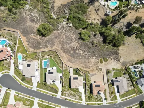 View/Area - 1238 Matterhorn, Riverside, CA 92506 photo 5 of 7