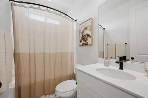 Bath - 1238 Matterhorn, Riverside, CA 92506 photo 4 of 5