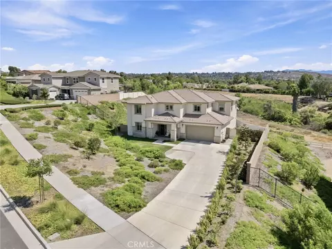 View/Area - 1238 Matterhorn, Riverside, CA 92506 photo 1 of 7