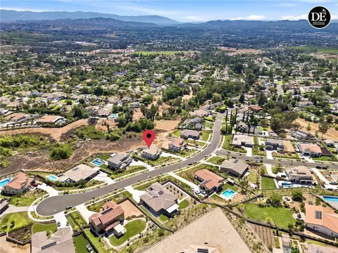 View/Area - 1238 Matterhorn, Riverside, CA 92506 photo 6 of 7