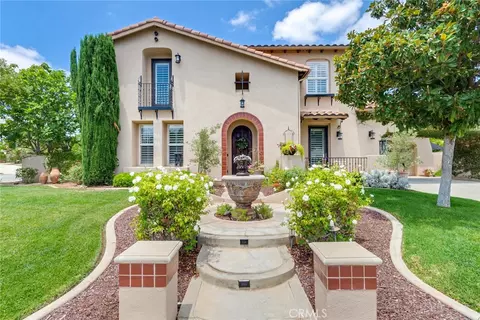 Exterior - 1261 Pamplona Dr, Riverside, CA 92508 photo 9 of 10