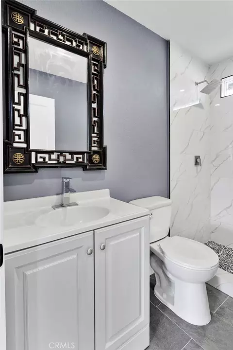 Bath - 9286 Espada Ave, Hesperia, CA 92345 photo 2 of 3