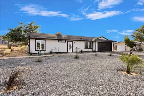 9286 Espada Ave, Hesperia, CA 92345 photo 3