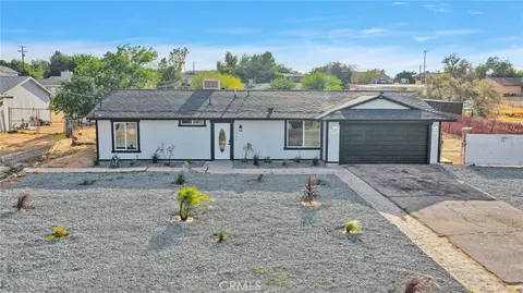 Exterior - 9286 Espada Ave, Hesperia, CA 92345 photo 10 of 10