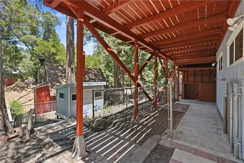 Exterior - 23388 Knapps Cutoff, Crestline, CA 92325 photo 9 of 11