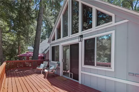 Exterior - 23388 Knapps Cutoff, Crestline, CA 92325 photo 4 of 11