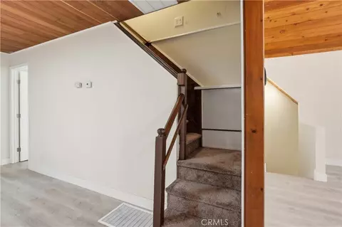 Entry Way - 23388 Knapps Cutoff, Crestline, CA 92325 photo 1 of 1