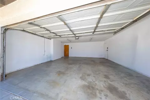 15532 Larch, Hesperia, CA 92345 photo 34