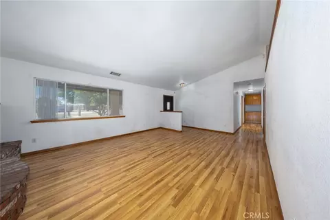 15532 Larch, Hesperia, CA 92345 photo 7