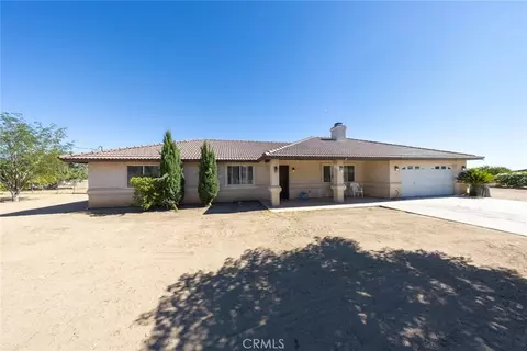 15532 Larch, Hesperia, CA 92345 photo 4