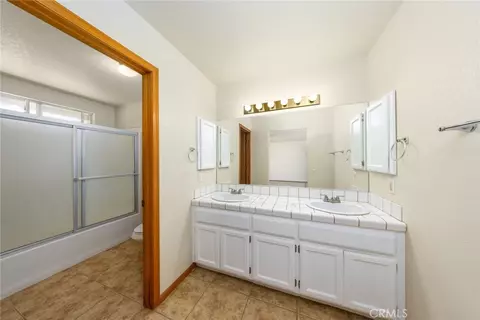 15532 Larch, Hesperia, CA 92345 photo 25