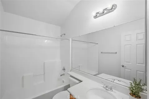 Bath - 8710 Windmill, Riverside, CA 92508 photo 5 of 5