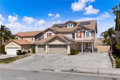 8028 La Crosse Way, Riverside, CA 92508