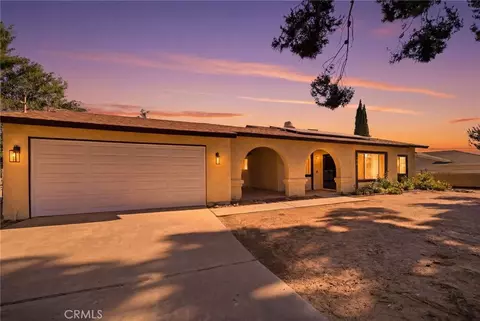 Exterior - 18024 Alder St, Hesperia, CA 92345 photo 2 of 10