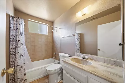 Bath - 18024 Alder St, Hesperia, CA 92345 photo 3 of 3