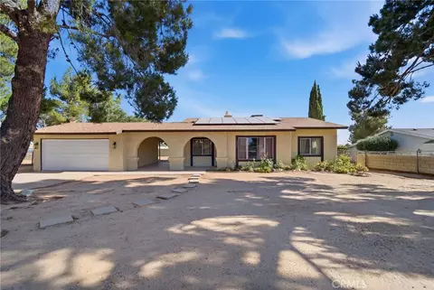 Exterior - 18024 Alder St, Hesperia, CA 92345 photo 3 of 10