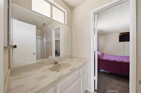 Bath - 18024 Alder St, Hesperia, CA 92345 photo 1 of 3