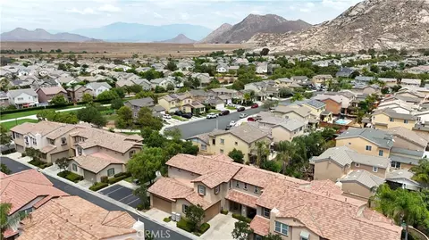 View/Area - 3351 Evening Mist Ln, Perris, CA 92571 photo 2 of 2