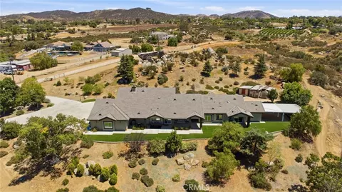 17641 Santa Rosa Mine Rd, Lake Mathews, CA 92570