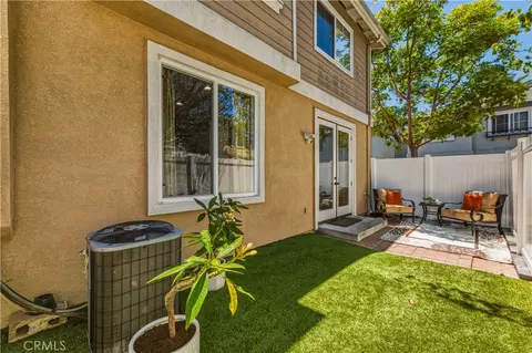 1009 Bayberry Ct, Carson, CA 90746 photo 25