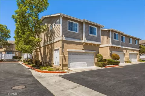 1009 Bayberry Ct, Carson, CA 90746 photo 2