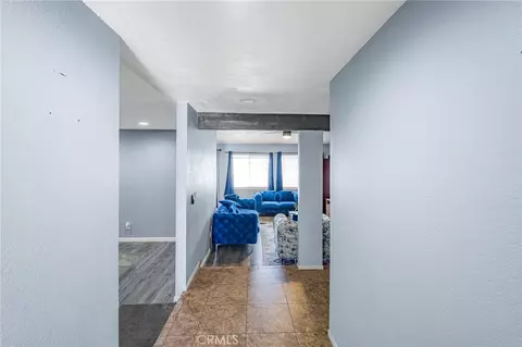 18025 Juniper St, Hesperia, CA 92345 photo 4